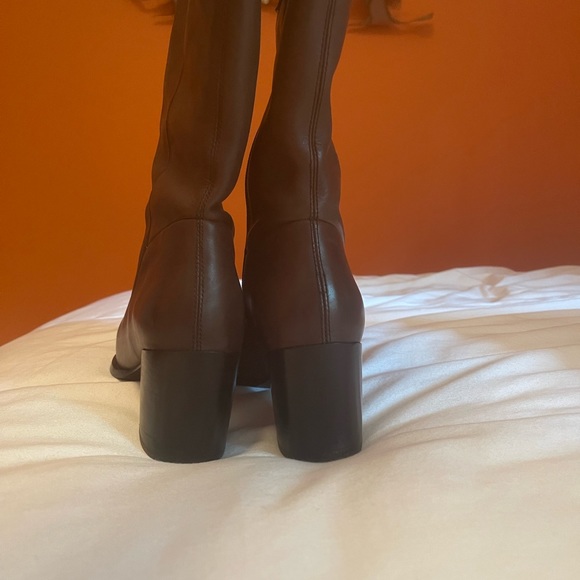 EUC Seychelles Brown Leather Boots with heel - Picture 9 of 10